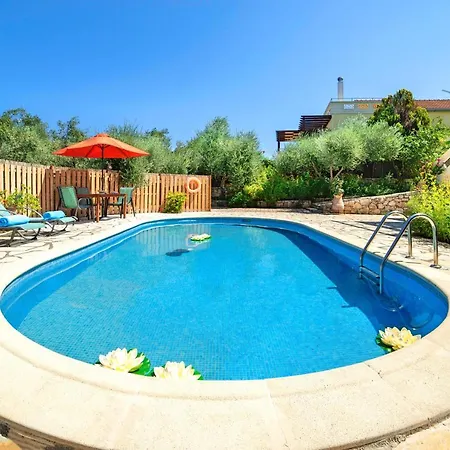 Sentido Villas Armenoi  Exterior photo